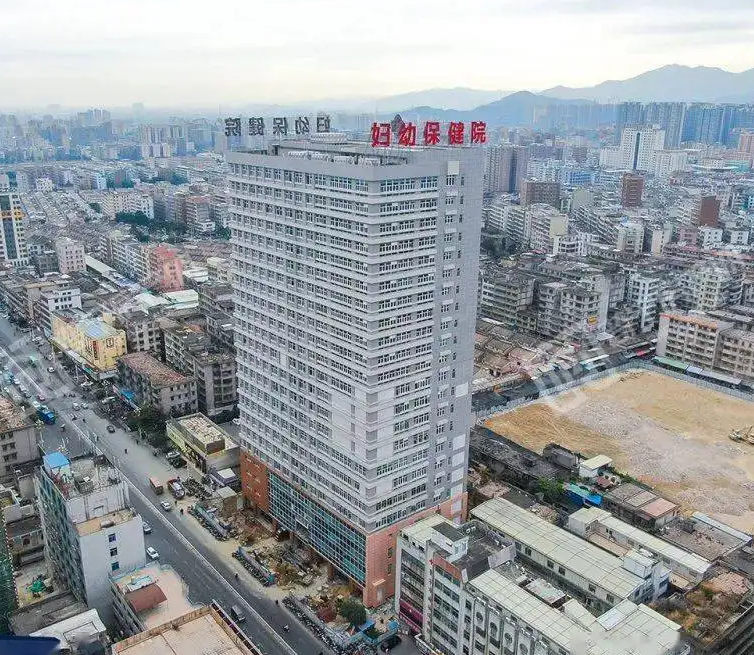 普寧市婦幼保健院傳統(tǒng)陪護椅進行智能升級改造！